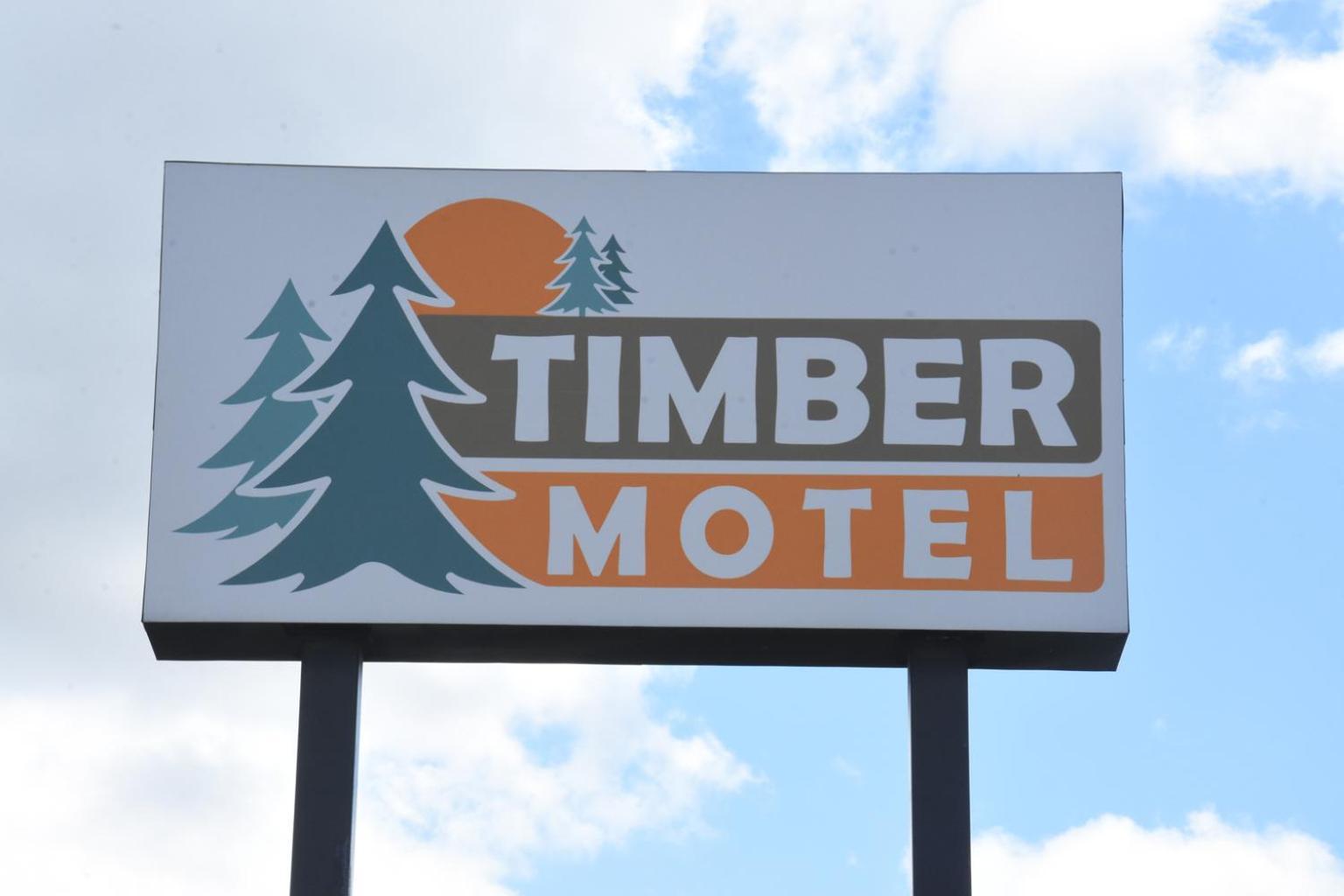 Timber Motel Clinton Exterior photo